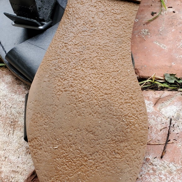 5 for $20 SALE! Madewell EUC black leather ankle sandals - Picture 5 of 5